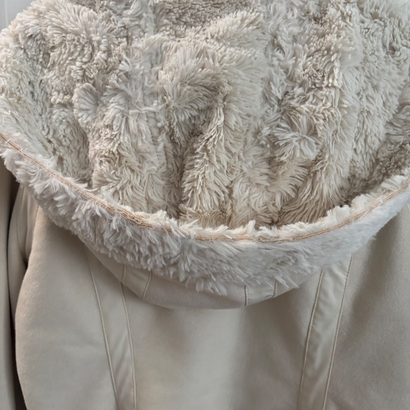 L GUESS Faux Suede Fur Lining ZIP JACKET HOODIE OFF WHITE CREAM soft warm winter - Picture 10 of 16